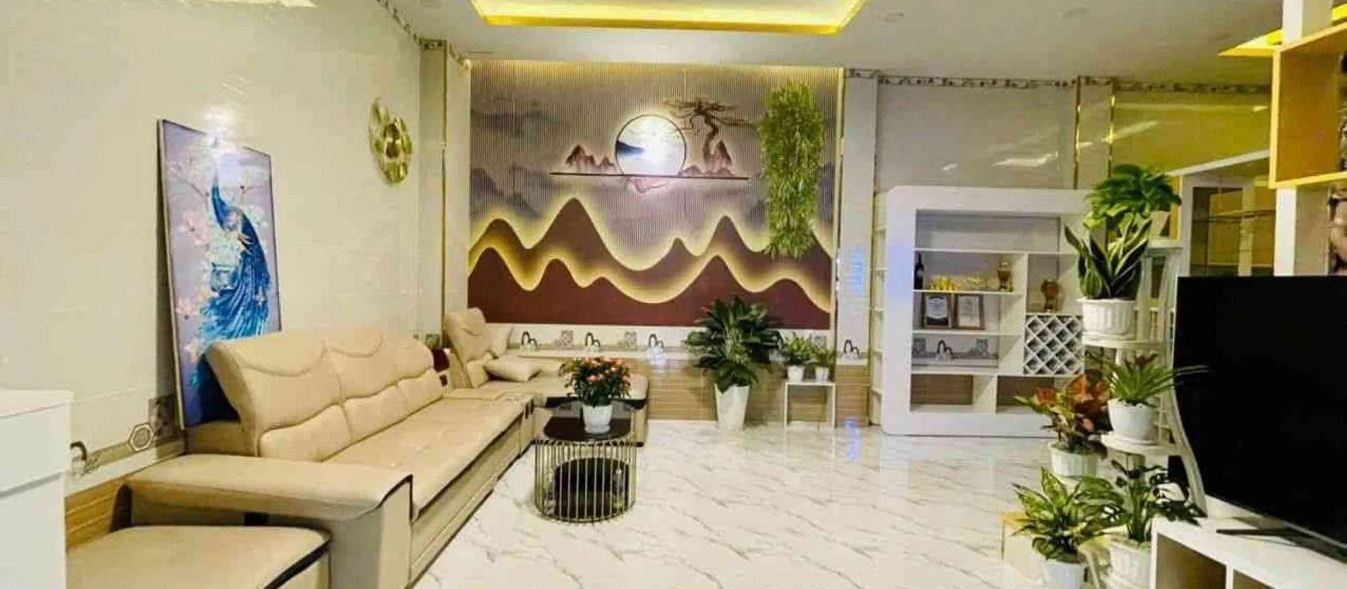 Nhà 4 lầu _ Đường 12m _ Về ngã. Tư ga 500 m... Bán nhà mặt phố tại An Phú Đông, Hồ Chí Minh 01