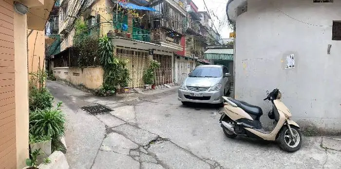 Bán nhà tập thể lô góc 3 phòng ngủ tại Vạn Bảo, Ba Đình, 47m LH ms Trang 0387354682... Bán owner_side tại Giảng Võ, Hà Nội 01