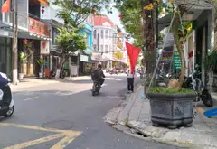 nhà gác lửng đang cho thuê vừa ở vừa kinh doanh spa lâu dài
thiết kế 3pn 2wc... Bán nhà riêng tại Sơn Trà, Đà Nẵng 03