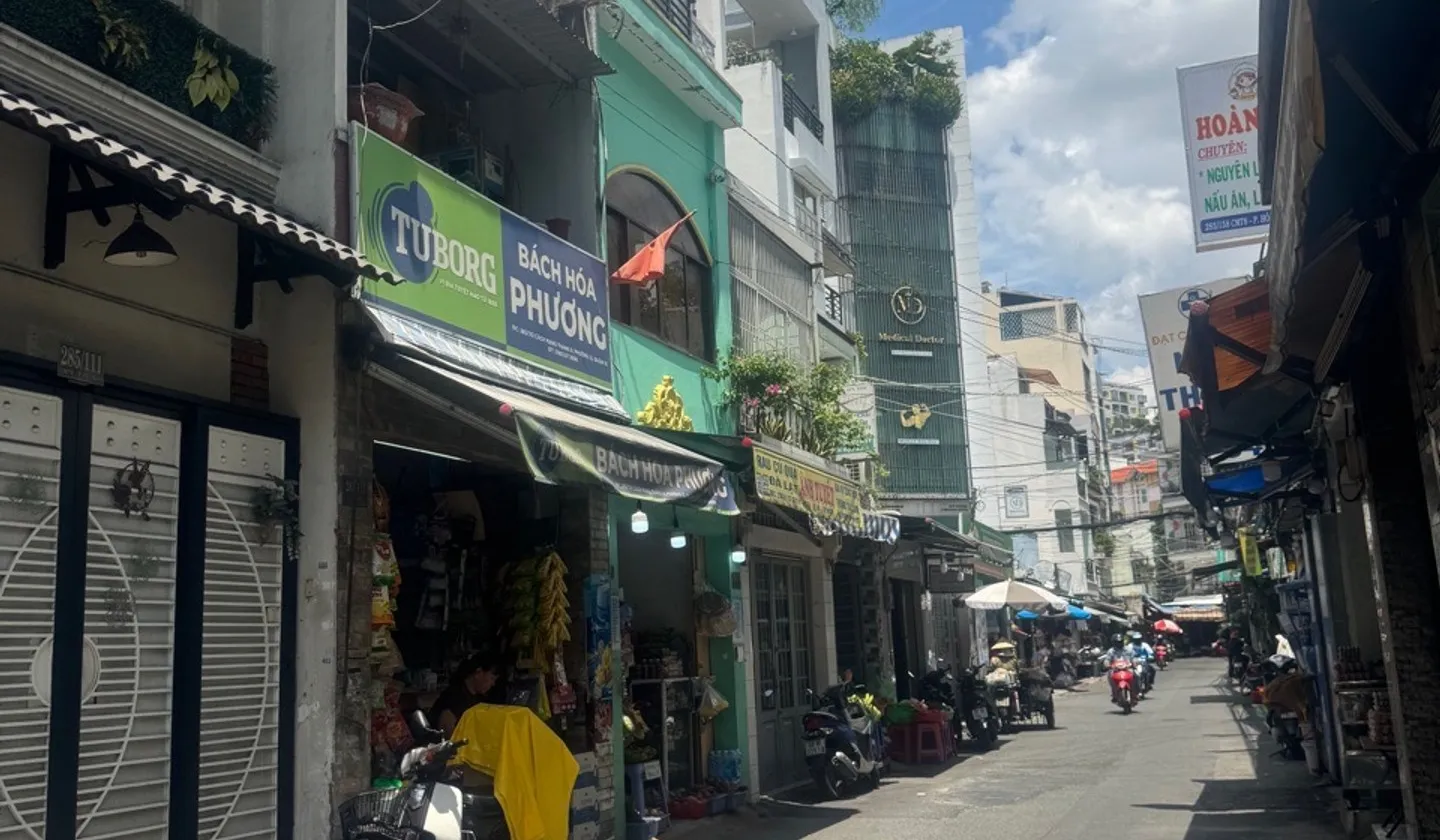 HẺM XE HƠI CÁCH MẠNG THÁNG TÁM- NGAY HÀ ĐÔ- 51m2... Bán nhà riêng tại Hòa Hưng, Hồ Chí Minh 01