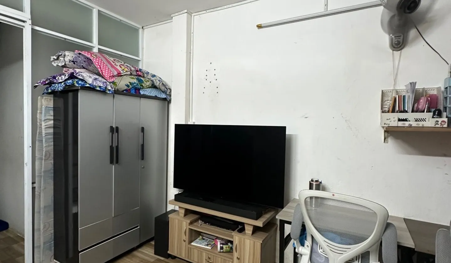 Bán nhà mặt tiền 4 tầng tại Âu Dương Lân, phường 3 Quận 8. Giá: 5.3 tỷ... Bán nhà mặt phố tại Chánh Hưng, Hồ Chí Minh 01