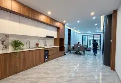 Nhà 6 tầng có gara ô tô, thang máy đẹp, hiện đại... Bán nhà riêng tại Đống Đa, Hà Nội 02