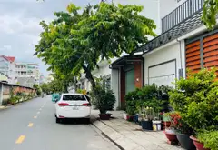 Nhà 2 mặt tiền, vị trí đắc địa sát chung cư Tô Ký, Trung Mỹ Tây... Bán nhà riêng tại Trung Mỹ Tây, Hồ Chí Minh 01