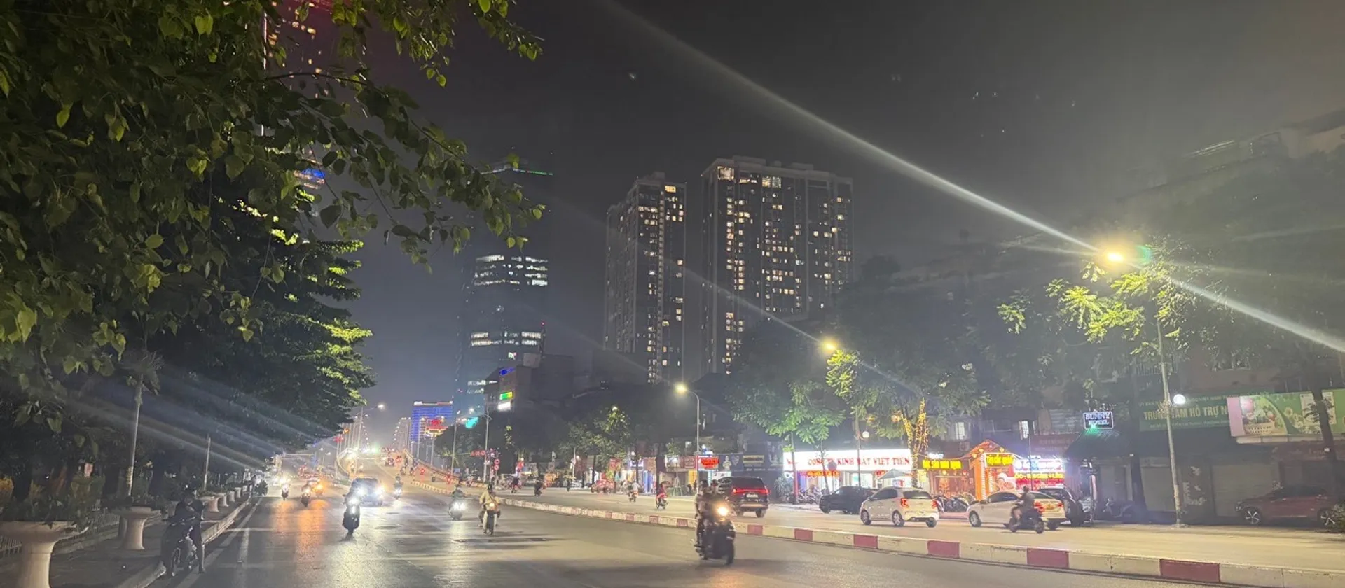Nhà mặt phố Nguyễn Chí Thanh, đẳng cấp, 420m2, mặt tiền 12m, lô góc 3 mặt thoáng... Bán nhà mặt phố tại Đống Đa, Hà Nội 01