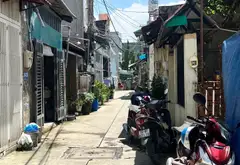 🔥 NHỈNH 3 ĐỒNG NHỎ – NHÀ 3 TẦNG HUỲNH THỊ HAI – HẺM XE HƠI 🔥... Bán nhà riêng tại Trung Mỹ Tây, Hồ Chí Minh 01