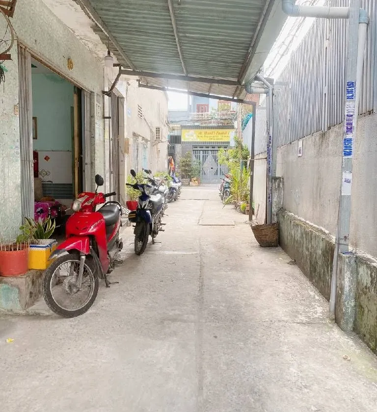 Bán đất 100m² tại Bình Trị Đông, Bình Tân, hẻm xe hơi tiện lợi... Bán đất tại Bình Trị Đông, Hồ Chí Minh 01