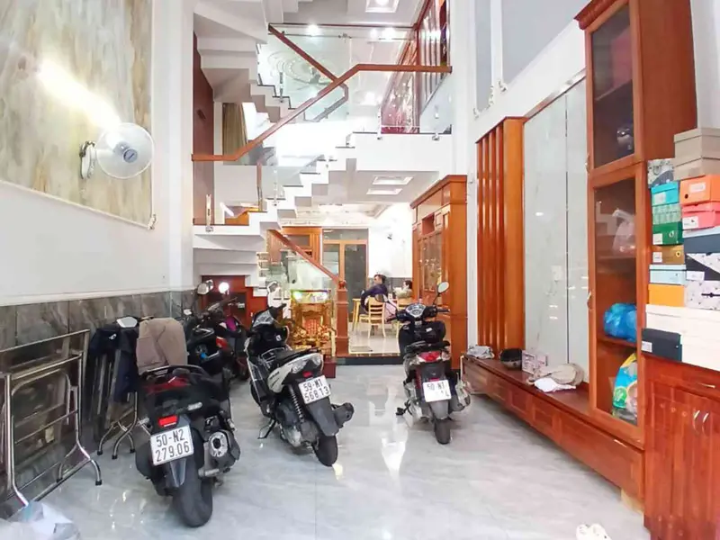 Nhà riêng 5 tầng 5 phòng ngủ tại mặt đường rộng xã phường... Bán nhà riêng tại Bình Trị Đông, Hồ Chí Minh 01