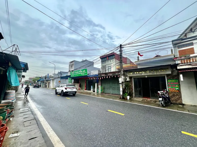 Nhà mặt phố đường 203 Hoa Động, vị trí kinh doanh đắc địa, sẵn sang có mặt tiền rộng 5m... Bán nhà mặt phố tại Thủy Nguyên, Hải Phòng 01