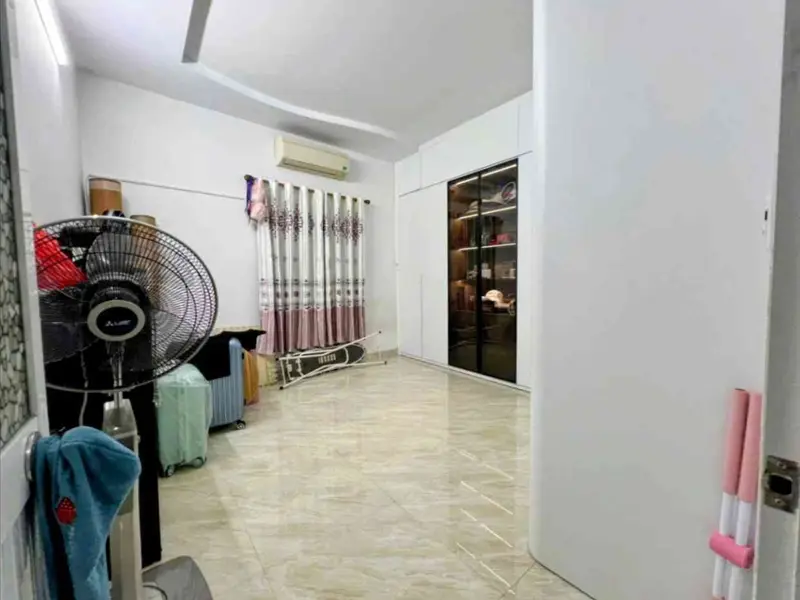 🔥 GIẢM GIÁ LẦN 2 – NHÀ 4 TẦNG TỪ 4,5 TỶ NAY CHỈ CÒN 4 TỶ! 🔥

🏡 Vị trí phân lô 739 Nguyễn Văn Lin... Bán nhà riêng tại An Biên, Hải Phòng 01
