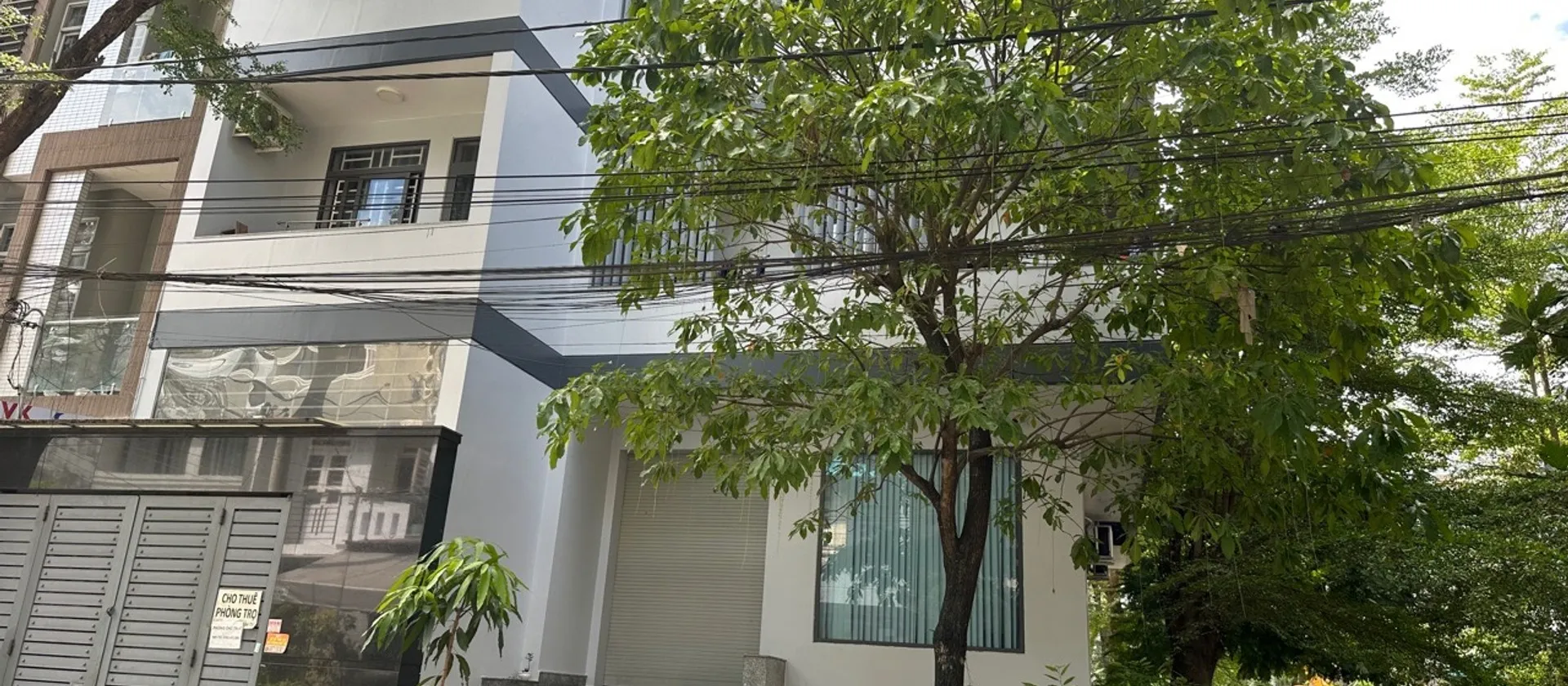Bán văn phòng góc 2 mặt tiền tại Phường, diện tích 188m2, doanh thu 750 triệu/năm... Bán văn phòng tại Bình Đông, Hồ Chí Minh 01