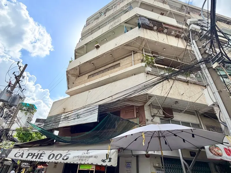 Bán nhà mặt phố chung cư Đoàn Văn Bơ, Quận 4, 49m2... Bán nhà mặt phố tại Xóm Chiếu, Hồ Chí Minh 01