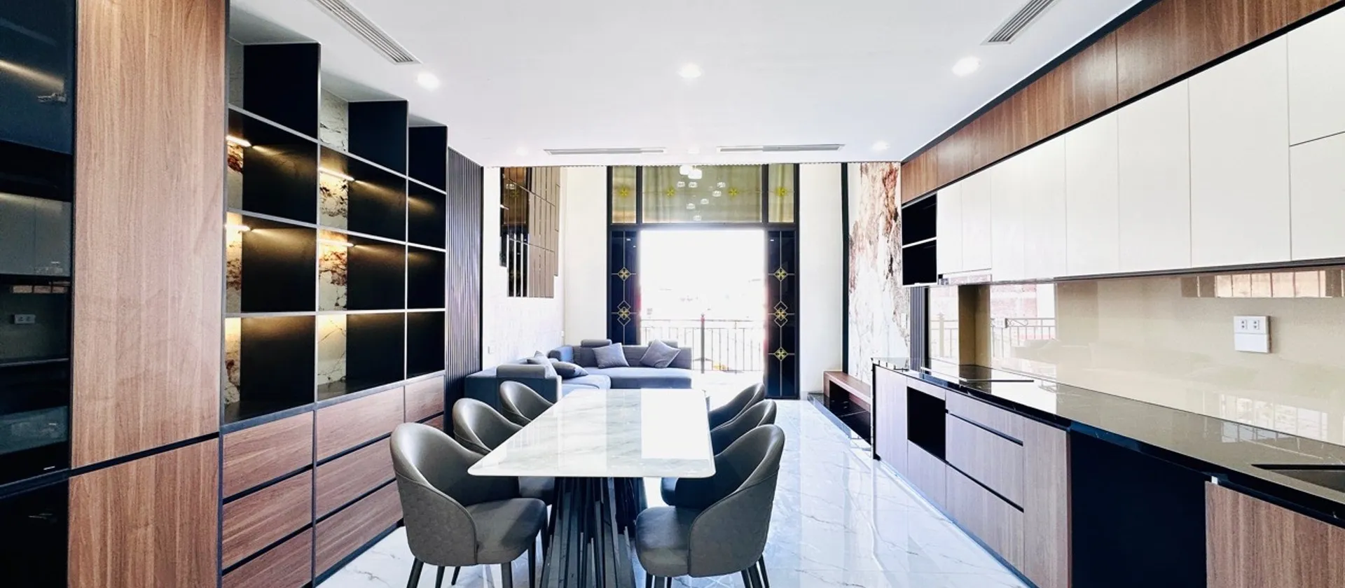 Nhà 6 tầng có thang máy, gara ô tô, gần khu Vinhome Riverside tại Nguyễn Lam... Bán nhà riêng tại Phúc Lợi, Hà Nội 01
