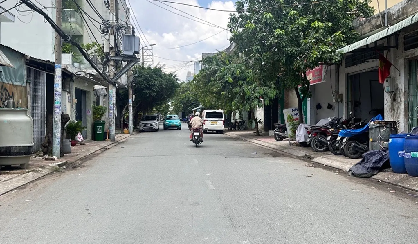 Nhà 4 tầng 4 phòng ngủ tại phường Bình Trị Đông, Hồ Chí Minh... Bán nhà riêng tại Bình Trị Đông, Hồ Chí Minh 01