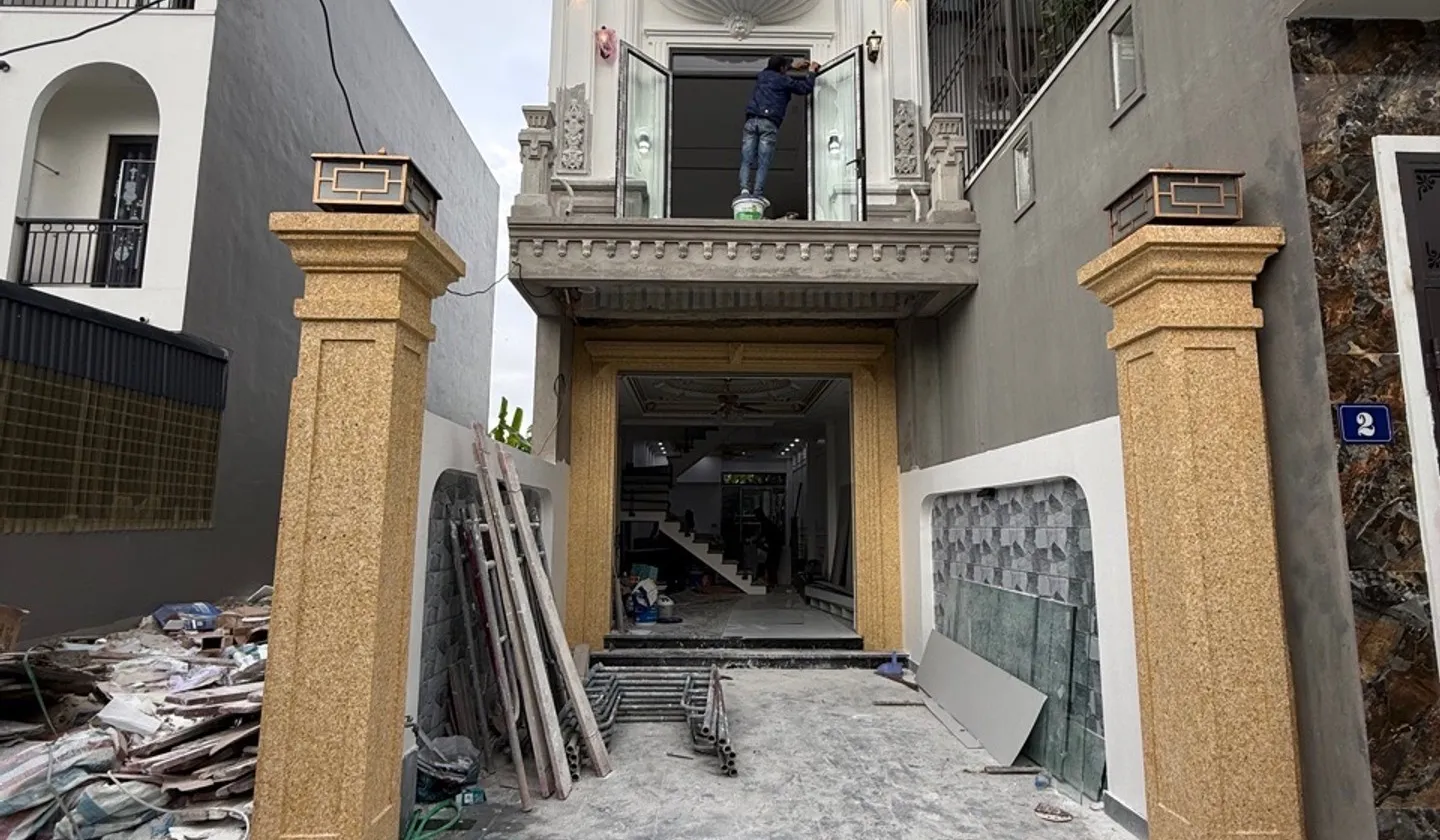 Bán nhà riêng 3 tầng phong cách Tân Cổ Điển tại TDP Lương Quy, 71.7 m2, sân cổng riêng... Bán nhà riêng tại An Dương, Hải Phòng 01