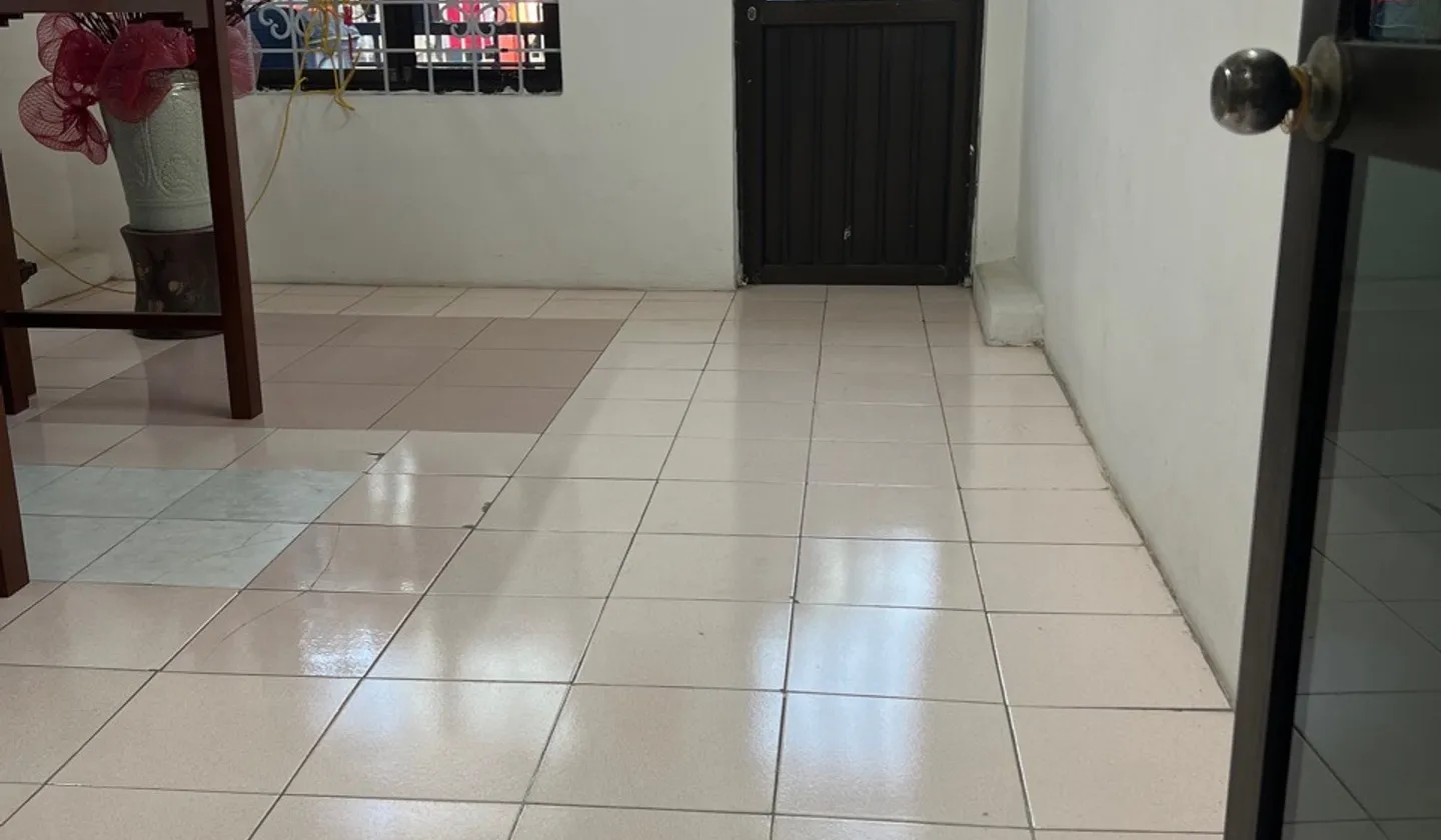 PHÂN LÔ - Ô TÔ TRÁNH 7 CHỖ VÀO NHÀ - TRUNG TÂM CẦU GIẤY - NGÕ 6M - KHU HIẾM NHÀ BÁN - DÂN TRÍ CAO... Bán nhà riêng tại Nghĩa Đô, Hà Nội 01