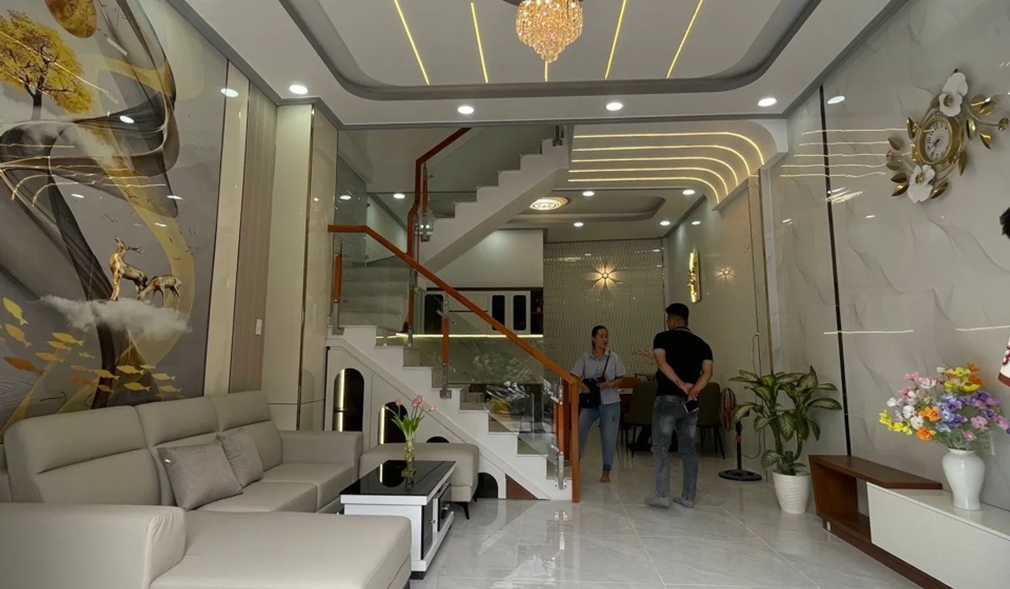 BÁN NHÀ 3 TẦNG KẾ BÊN BẾN XE MIỀN TÂY GẦN AEON BÌNH TÂN HẺM XE TẢI... Bán nhà riêng tại An Lạc, Hồ Chí Minh 01