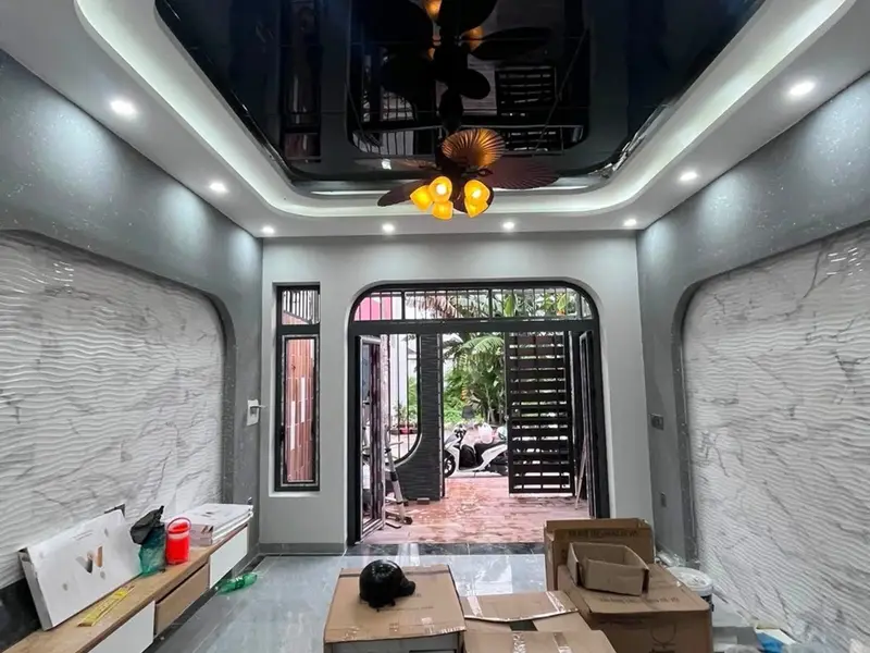 Nhà đẹp 4 tầng gần Vinhome Quận 9 - Sống tiện nghi, đón tài lộc... Bán nhà riêng tại Long Bình, Hồ Chí Minh 01