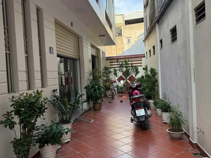 BÁN NHÀ CÓ BÃI ĐỂ Ô TÔ MIỄN PHÍ... Bán nhà riêng tại Lê Chân, Hải Phòng 01