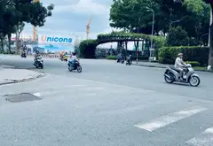 BÁN NHÀ KHU VIP TÂN PHÚ - SÁT CELADON CITY -
7.8 TY TL... Bán nhà riêng tại Tân Sơn Nhì, Hồ Chí Minh 14