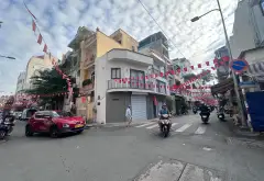 Nhà lô góc Quận 3, 2 mặt tiền, giá tốt 10.9 tỷ... Bán nhà mặt phố tại Bàn Cờ, Hồ Chí Minh 01