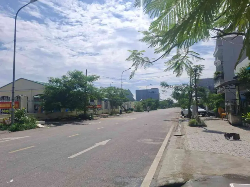 Đất đẹp sổ đỏ ngay trung tâm Cát Hải, mặt tiền rộng thoáng... Bán đất tại Đặc khu Cát Hải, Hải Phòng 01