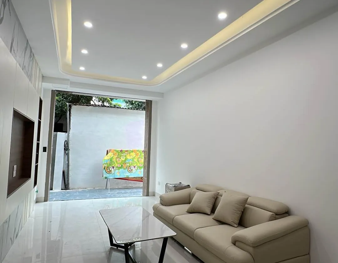 Nhà mới 5 tầng tại Thanh Am - Lý tưởng cho cuộc sống hiện đại!... Bán nhà riêng tại Việt Hưng, Hà Nội 01