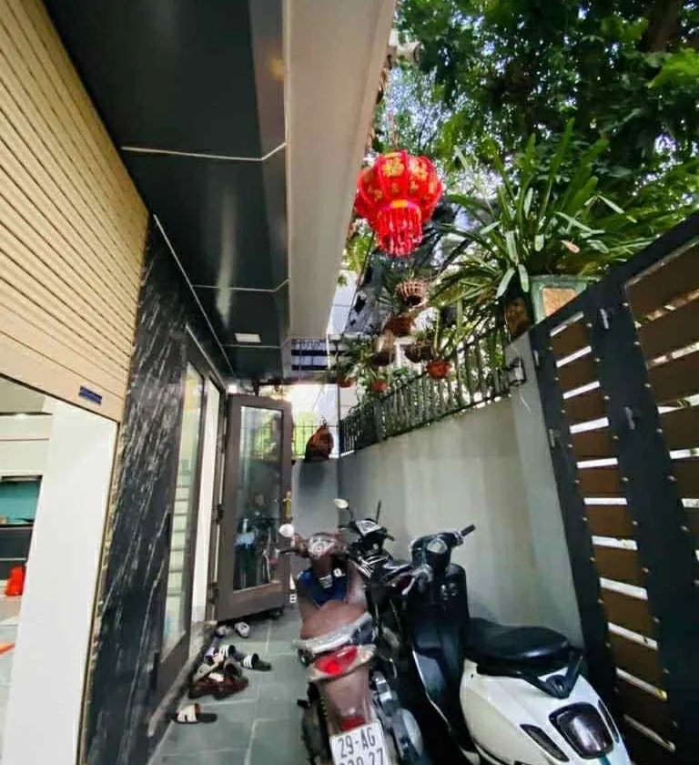 BÁN NHÀ 4,5TẦNG TIÊN HÙNG PHÚC THỊNH
ĐÔNG ANH VỀ Ở LUÔN OTO 7CHỖ ĐỖ CỦA KINH DOANH ĐƯỢC... Bán owner_side tại Phúc Thịnh, Hà Nội 01