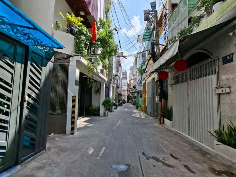 BÁN NHÀ NGUYỄN VĂN CỪ, QUẬN 5 – GIÁ 5,1 TỶ
📍 Vị trí: Đường Nguyễn Văn Cừ, Quận 5
💰 Giá bán: 5,1... Bán nhà riêng tại Chợ Quán, Hồ Chí Minh 01