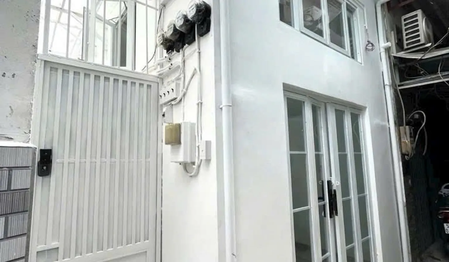 Bán nhà riêng 2 tầng 4 phòng ngủ tại phường Tân Hưng, Quận 7, vị trí gần Lotte... Bán nhà riêng tại Tân Hưng, Hồ Chí Minh 01