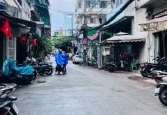 Nhà 2 Tầng 3 Mặt Hẻm Xe Hơi Quay Đầu Quận 1... Bán nhà riêng tại Cầu Ông Lãnh, Hồ Chí Minh 01