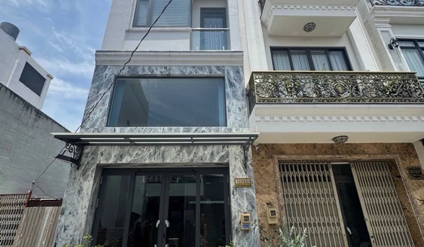 Nhà đẹp phân lô Tên Lửa, gần Aeon Mall Bình Tân, xây 5 tầng thoải mái... Bán nhà riêng tại An Lạc, Hồ Chí Minh 01