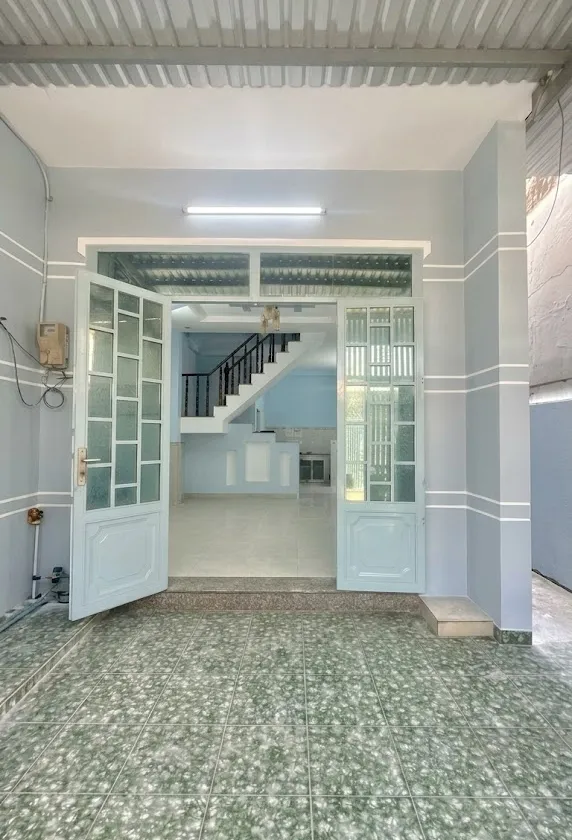 Chỉ 3.4 tỷ có nhà 5x17m, cách chợ Xuân Thới Thượng chỉ 2 phút di chuyển... Bán nhà riêng tại Bà Điểm, Hồ Chí Minh 01