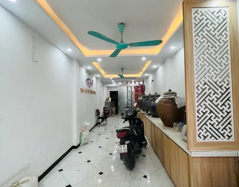 Mặt Ngõ Thông Tứ Tung NHÀ KIM GIANG 12,9 tỷ Ô TÔ ĐỖ CỬA KINH DOANH ĐỈNH 2 thoáng trước sau- sổ đỏ... Bán nhà riêng tại Định Công, Hà Nội 01