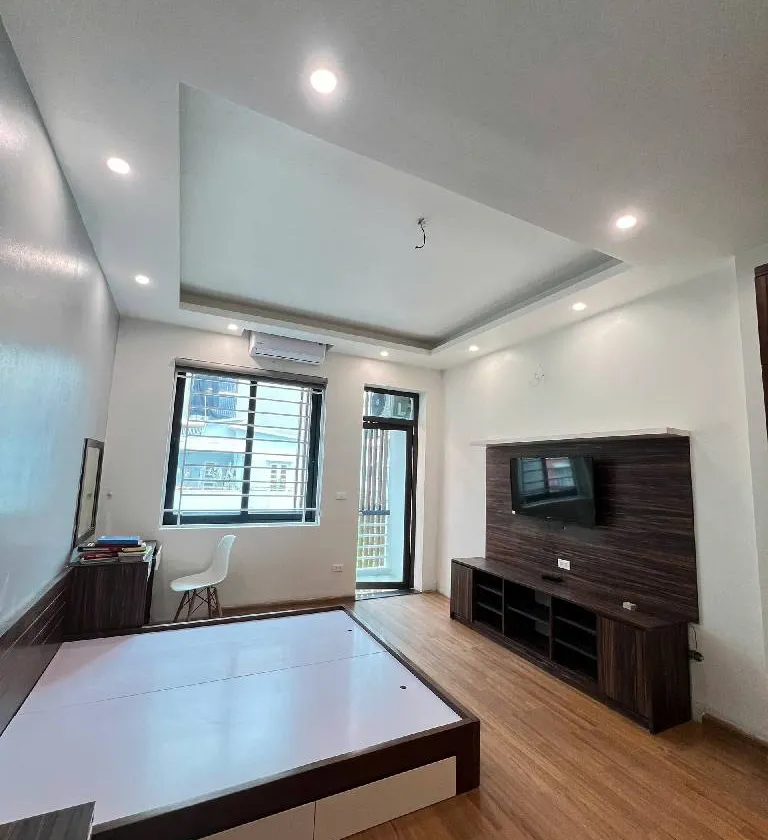 Nhà mặt phố vỉa hè rộng, thang máy hiện đại, kinh doanh cực đỉnh... Bán nhà mặt phố tại Kiến Hưng, Hà Nội 01