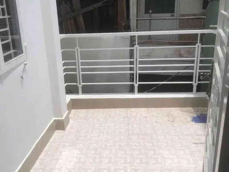 Nhà rộng rãi ngay trung tâm Bến Thành chờ chủ mới... Bán nhà riêng tại Bến Thành, Hồ Chí Minh 01