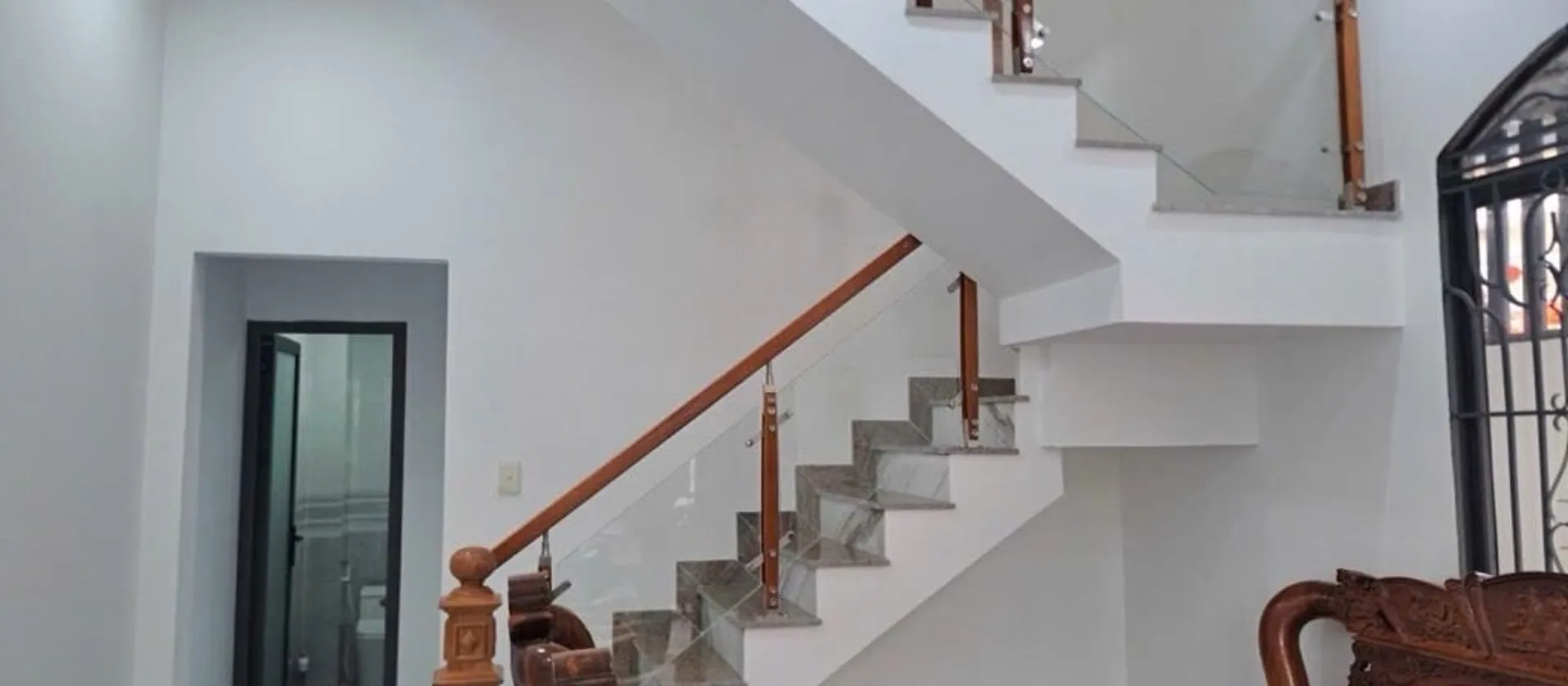 Bán nhà Hẻm xe hơi ngủ trong nhà. DT 5,5m x 25m. Đang cho thuê 18 triệu/ tháng... Bán nhà riêng tại Đông Hưng Thuận, Hồ Chí Minh 01