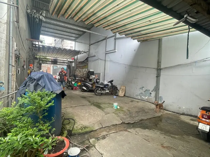 Bán nhà mặt phố 1 tầng rộng 89.9m² tại phường gần Lê Thúc Hoạch... Bán nhà mặt phố tại Phú Thọ Hòa, Hồ Chí Minh 01
