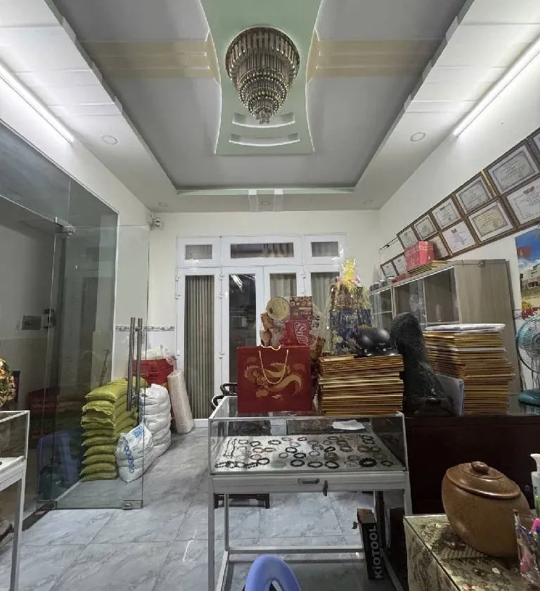 Nhà sang rộng rãi, giá tốt tại An Lạc Bình Tân... Bán nhà riêng tại An Lạc, Hồ Chí Minh 01