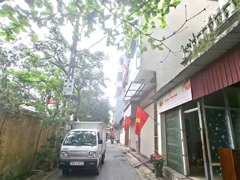 BÁN NHÀ 2 TẦNG TRUNG TÂM TRÂU QUỲ SÁT CHỢ SINH VIÊN NÔNG NGHIỆP... Bán nhà riêng tại Gia Lâm, Hà Nội 01