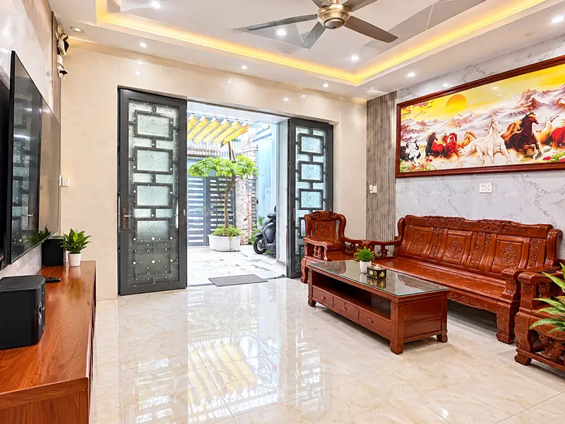 🆘🔥 NHÀ RỘNG 90m2 – ÔTÔ NGỦ TRONG NHÀ! 🏡 NHÀ 3 TẦNG – HẺM XE TẢI – CHỈ 4,1 TỶ... Bán nhà riêng tại Trung Mỹ Tây, Hồ Chí Minh 01