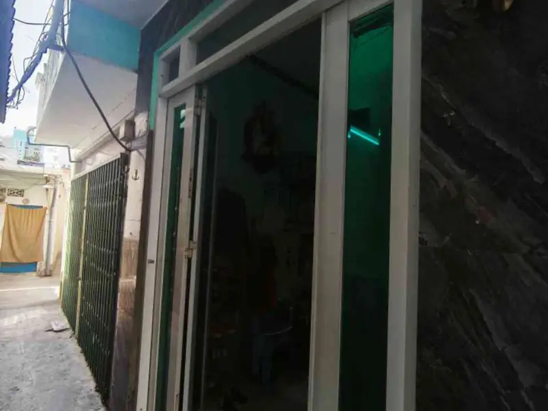Nhà 3 tầng nhỏ xinh sát Tân Bình, giá siêu hợp lý... Bán nhà riêng tại Tân Phú, Hồ Chí Minh 01