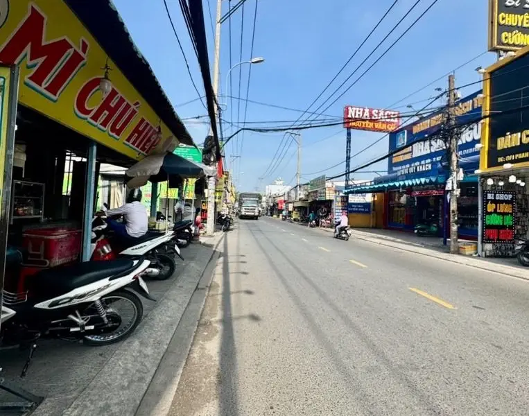 Nhà mặt phố Phan Văn Hớn,diện tích 158m2, 2 tầng, Bà Điểm... Bán nhà mặt phố tại Bà Điểm, Hồ Chí Minh 01