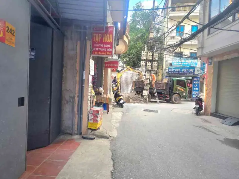 Nhà 5 Tầng Ô Tô Đỗ Cổng Ngõ Thông Gần Hồ Đền Lừ - Cơ Hội Độc Quyền... Bán nhà riêng tại Tương Mai, Hà Nội 01