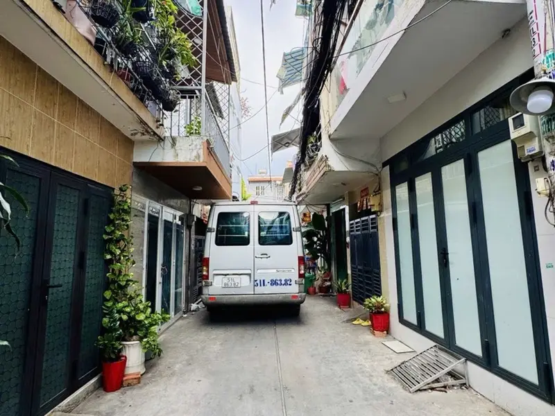Nhà 3 tầng hẻm xe hơi Huỳnh Thiện Lộc, sổ sẵn giá tốt... Bán nhà riêng tại Tân Phú, Hồ Chí Minh 01