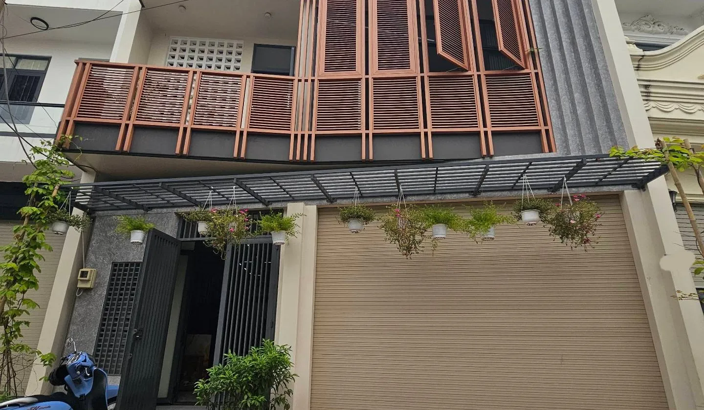 Nhà 2 tầng rộng rãi, hẻm xe hơi Bình Tân giá tốt... Bán nhà riêng tại Tân Tạo, Hồ Chí Minh 01