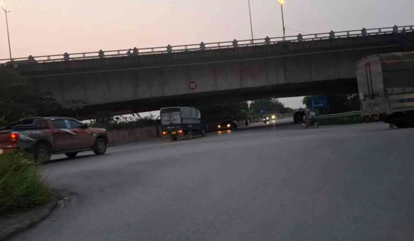 Đất - 49m² - Bát Tràng, Hà Nội - 5.8 tỷ... Bán đất tại Bát Tràng, Hà Nội 01