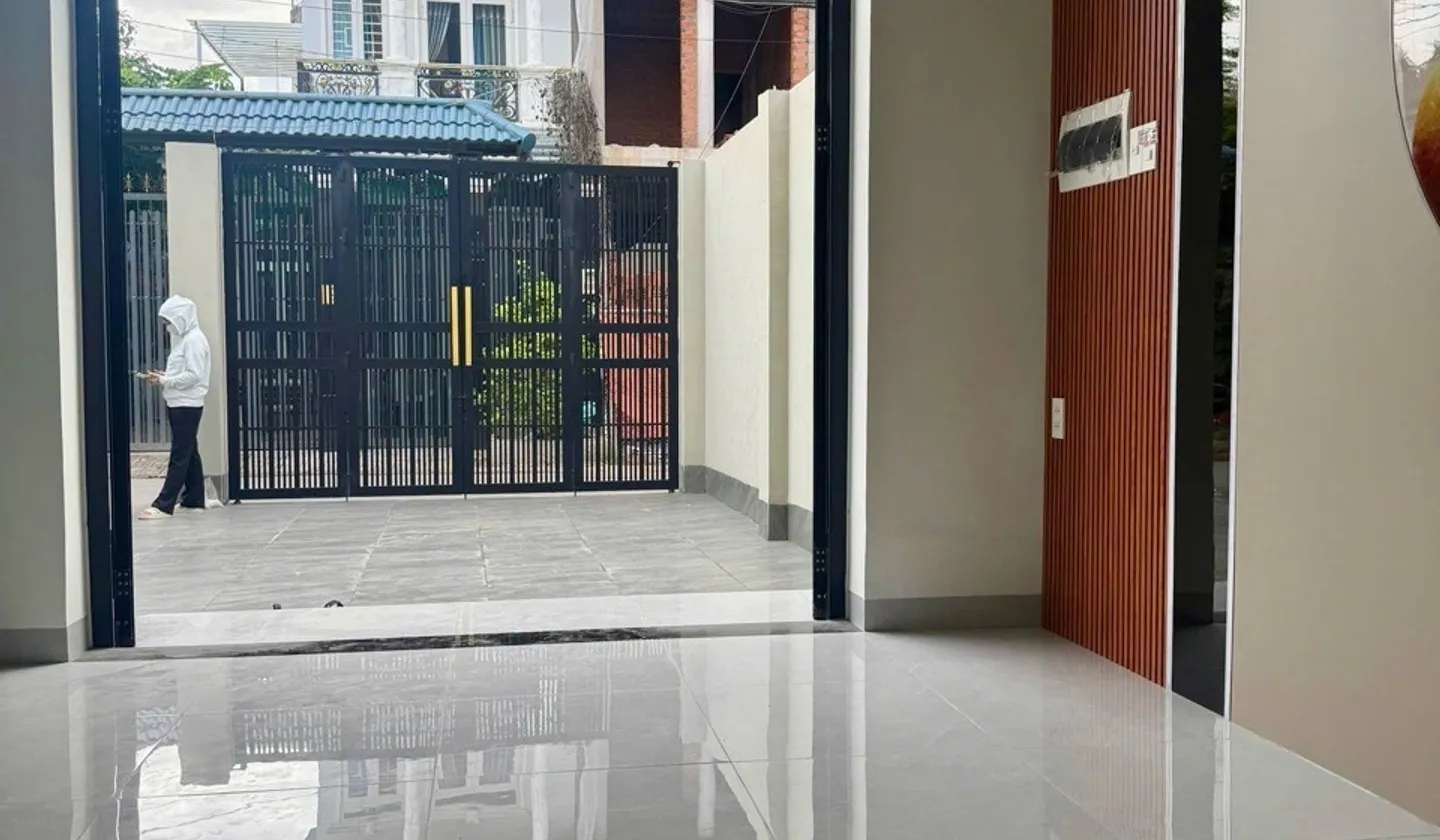 Mua Bán nhà phường Long Trường Quận 9, diện tích 105m2, mặt tiền 5.5m... Bán nhà mặt phố tại Long Trường, Hồ Chí Minh 01