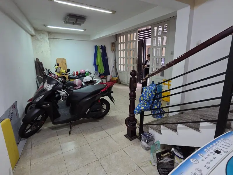 Bán nhà riêng 5 tầng tại phường 4, quận Tân Bình, gần vòng xoay Lăng Cha Cả... Bán nhà riêng tại Tân Sơn Nhất, Hồ Chí Minh 01