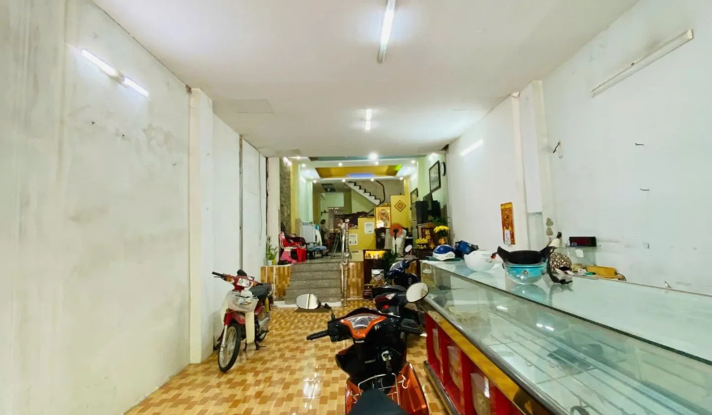 100 NĂM CÓ 1- MẶT TIỀN LÊ VĂN LƯƠNG CHỈ 8,7 TỶ-4TẦNG -4.8X32 -0828686768... Bán nhà mặt phố tại Nhà Bè, Hồ Chí Minh 01
