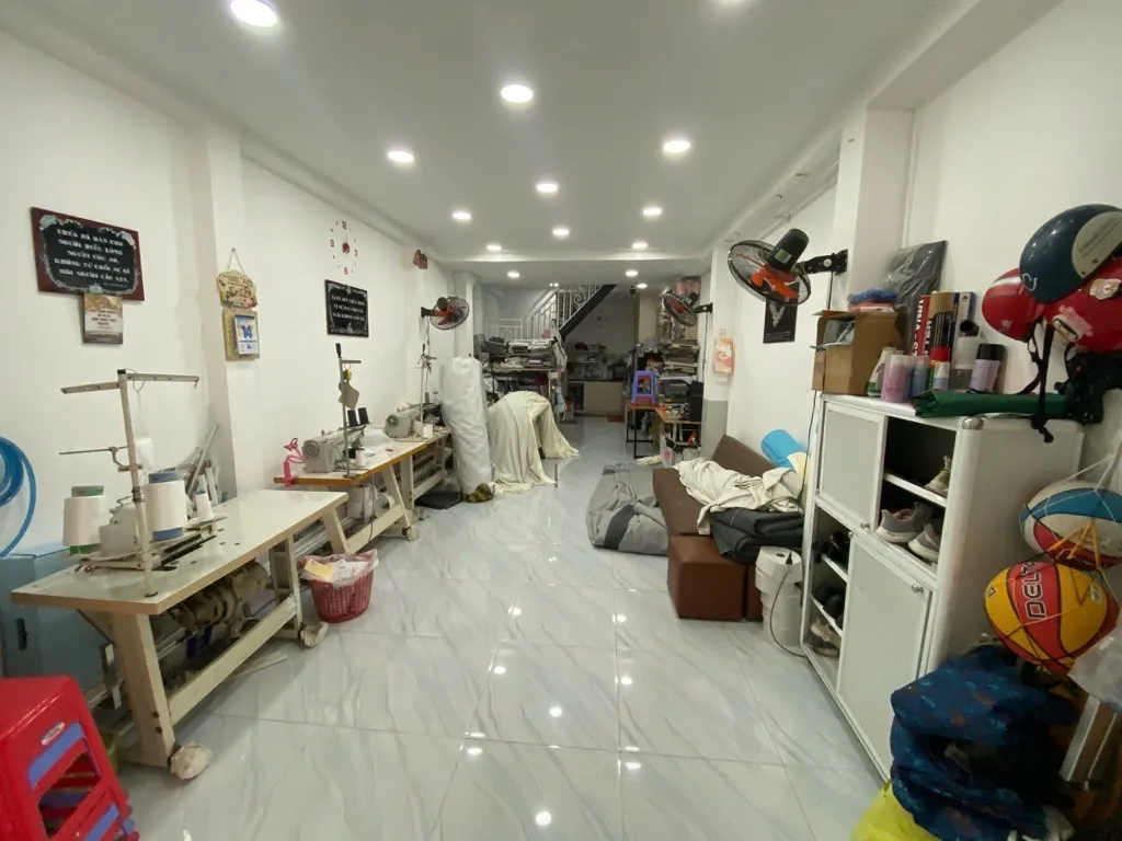 Nhà 3 tầng 3 phòng ngủ quận 10 giá 12.5 tỷ... Bán nhà riêng tại Hòa Hưng, Hồ Chí Minh 01